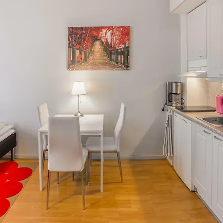 Kotimaailma - Abrahaminkatu 13 Apartment